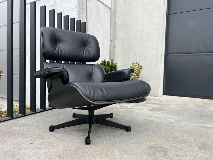 Vitra Eames lounge chair, Huis en Inrichting, Fauteuils, Gebruikt, Leer, Metaal, Verzenden