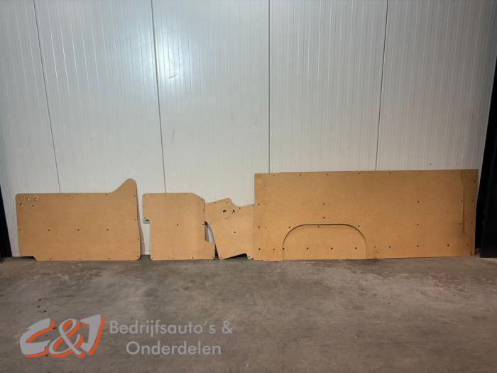 Revêtement coffre d'un Renault Master, Autos : Pièces & Accessoires, Habitacle & Garnissage, Renault, Utilisé, 3 mois de garantie