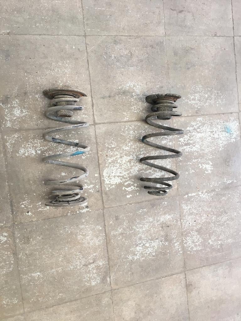 RESSORT DE SUSPENSION ARRIERE OPEL ASTRA H CABRIOLET TWINTOP, Ophalen, Gebruikt, RUE BRIGADE PIRON 307, Garage_bila@yahoo.fr