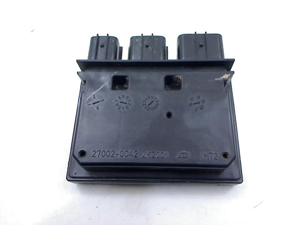 BOITIER FUSIBLES Kawasaki Z 650 2020-2024 (Z650 ER650L-K), Motos, Dhr. S. di Majo, Utilisé, Info@cama-motorparts.nl, P.J. Troelstraweg 8 8
3144 CX  MAASSLUIS, NL