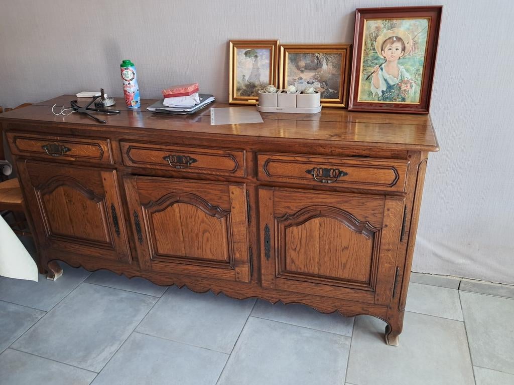 Ancien buffet, Enlèvement