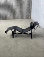 Le Corbusier LC4 Chaise Longue – Zwart Leder & Chroom, Ophalen, Gebruikt, Leer