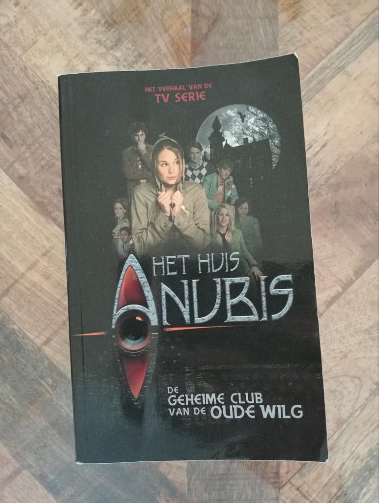 Het huis anubis boeken 1 2 & 3, Boeken, Ophalen of Verzenden, Zo goed als nieuw