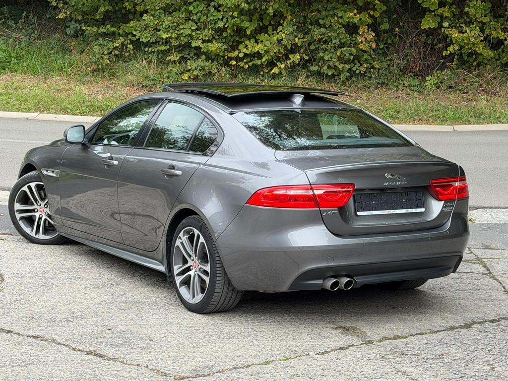 Jaguar XE 2.0 Diesel 2018 sport FULL OPTION garantie 1 an, Autos, Argent ou Gris, Achat, Entreprise, 5 portes