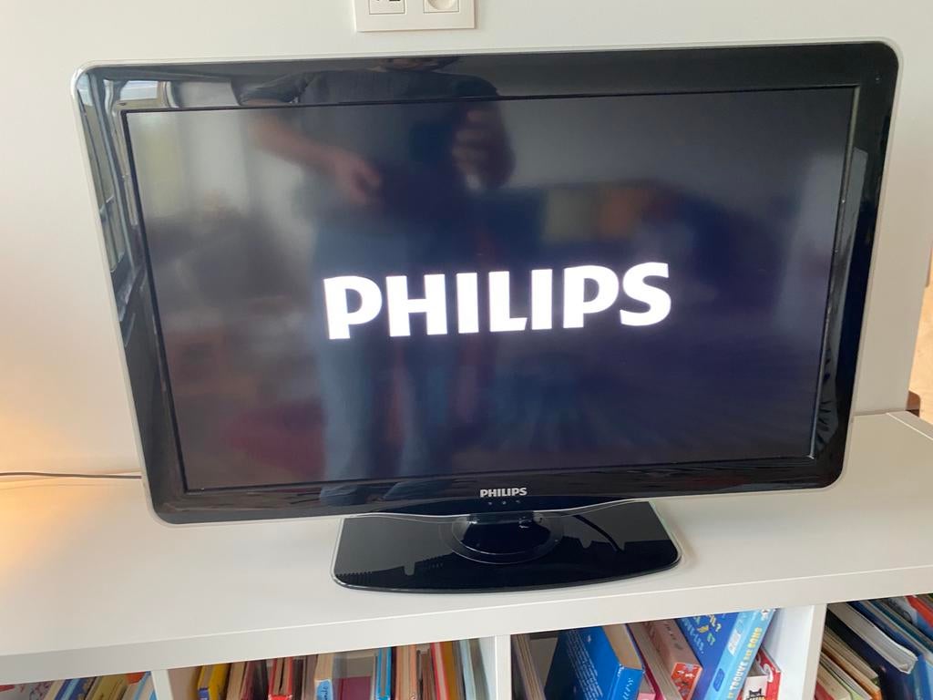 Tv philips 32’´ 2010, Audio, Tv en Foto, Televisies, Ophalen, Philips, Gebruikt, 50 Hz