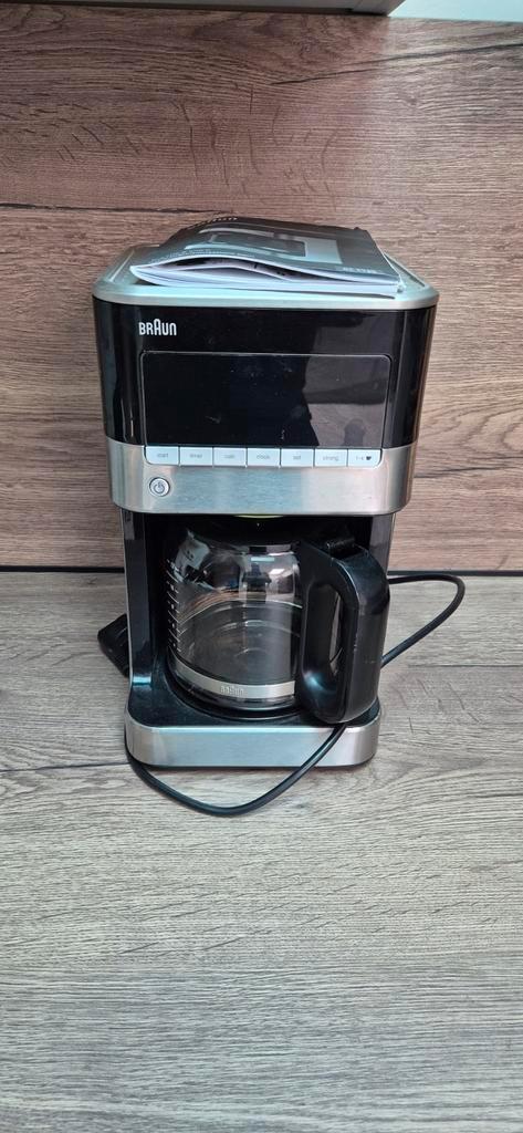 Machine à café- Braun, Elektronische apparatuur, Koffiezetapparaten, Koffiemachine, Ophalen