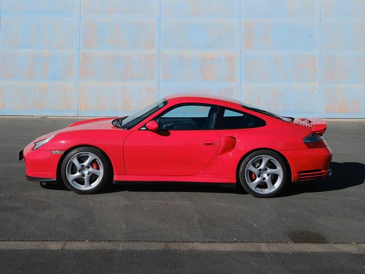 2001' 996 Turbo Manual, Autos, Porsche, Entreprise, 4x4, Essence, Coupé, 2 portes, Boîte manuelle, Rouge, Noir, Alcantara, Quatre roues motrices / 4X4