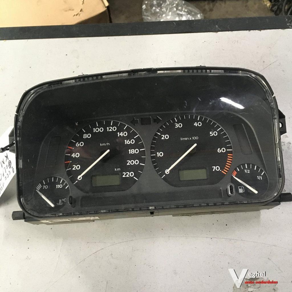 Vw Golf Cabrio 1997   2000199        Km Tellerklok   1H0 919, Auto-onderdelen, Dashboard en Schakelaars, Gebruikt, Ophalen of Verzenden