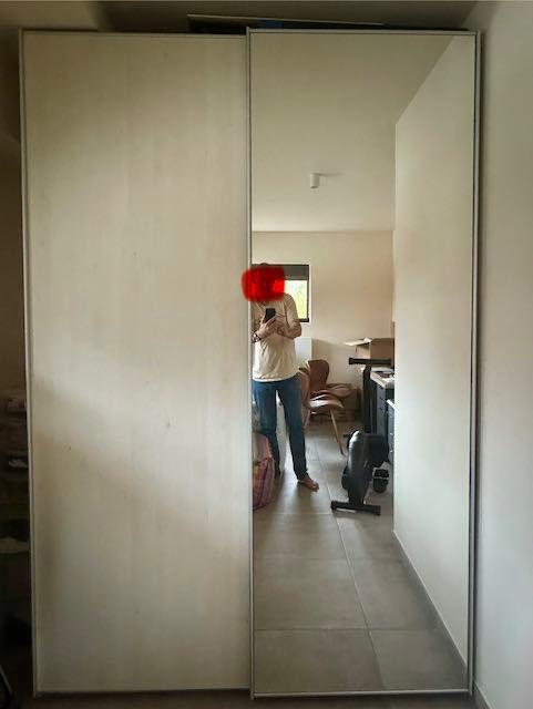 Kwaliteitsvolle kleerkast met schuifdeuren, Huis en Inrichting, Kasten | Kleerkasten, Zo goed als nieuw, 200 cm of meer, 150 tot 200 cm