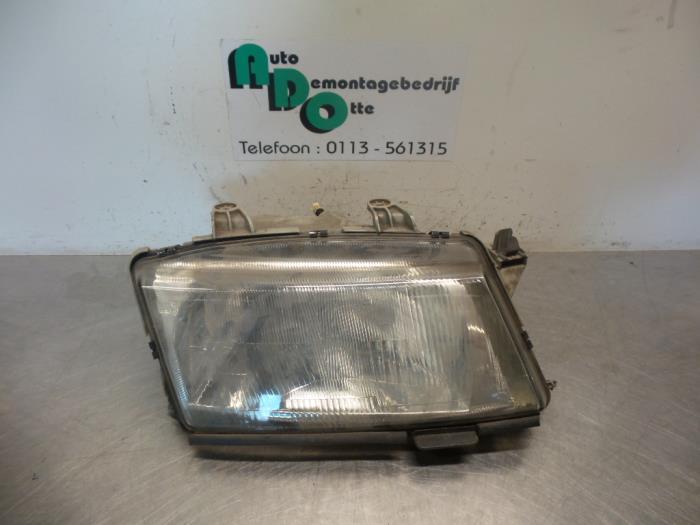 Koplamp rechts van een Saab 900, Auto-onderdelen, Verlichting, Saab, Gebruikt, 3 maanden garantie, Ophalen of Verzenden
