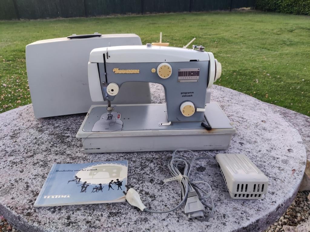 Machine à coudre - machine à coudre Naumann, Enlèvement