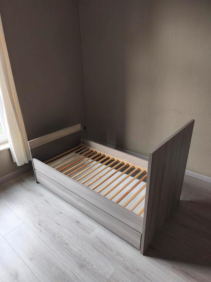 Lit enfant évolutif 2 en 1 Sauthon (bébé -->enfant), Enfants & Bébés, Chambre d'enfant | Lits, Sommier à lattes, Enlèvement