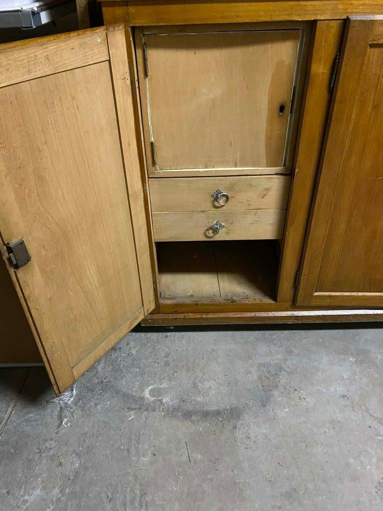 Antieke sacritiekast, Ophalen