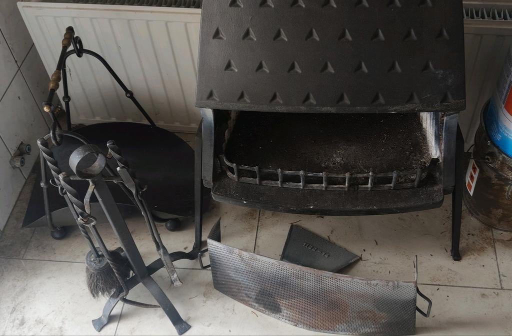 Stijlvolle houtkachel inclusief complete haardset en accesso, Huis en Inrichting, Haarden, Ophalen, Gebruikt, Vrijstaande haard