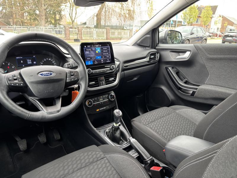 Ford Puma TITANIUM DESIGN MHEV Ecoboost 125PK OC3638 *23988*, Auto's, 121 g/km, Puma, Parkeersensor, Beige