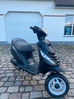 Piaggio zip 2 takt A klasse 70cc, Fietsen en Brommers, Scooters | Piaggio, Ophalen, Tweetakt, Klasse A (25 km/u), Zo goed als nieuw
