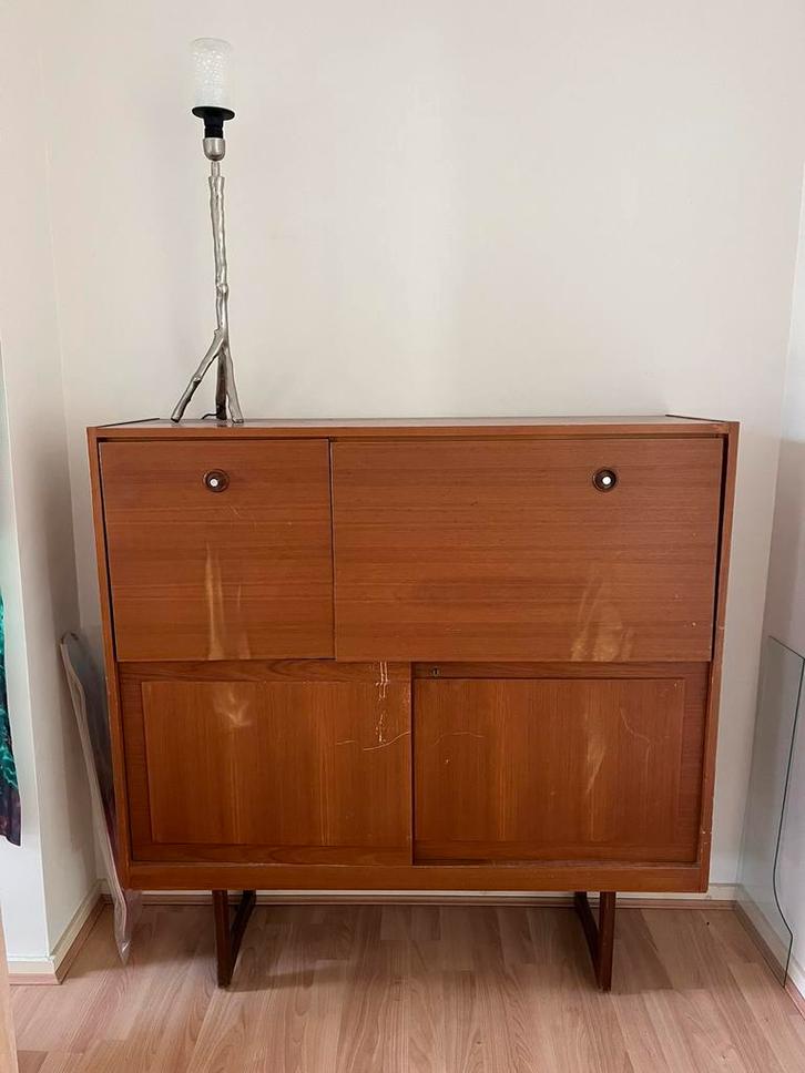 Meuble / bar scandinave bois massif, Huis en Inrichting, Kasten | Dressoirs, Gebruikt, Ophalen