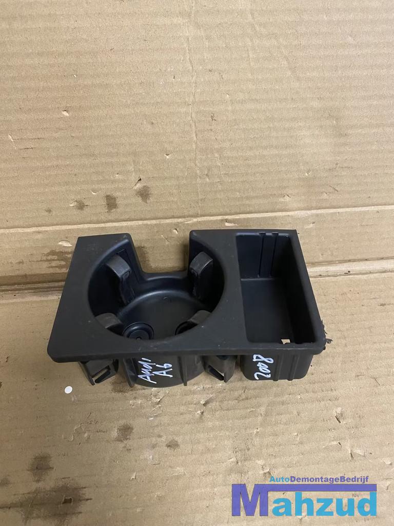 AUDI A6 C6 Bekerhouder 2004-2011, AUDI AG, Auto-Union-Strasse 1
85045  Ingolstadt, DE, Audi, Utilisé