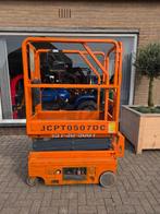 Genie Dingeli 5m hoogwerker, Zakelijke goederen, Machines en Bouw | Liften, Steigers en Ladders
