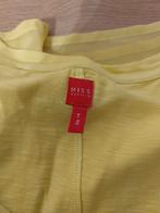 Tee shirt miss captain, Vêtements | Femmes, T-shirts, Enlèvement