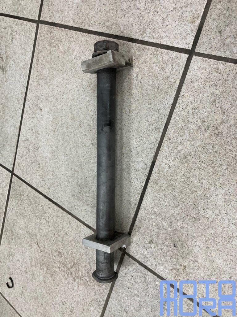 Achteras BMW S1000RR 2012 - 2014 achter as achterwielas K46, Motoren, Onderdelen | BMW, Gebruikt, Ophalen of Verzenden