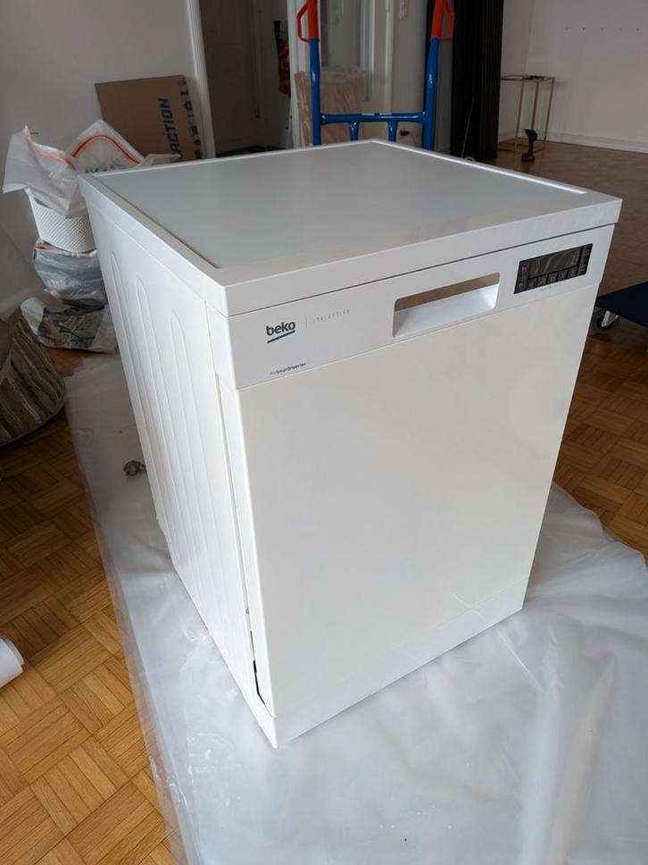 BEKO Selective DFN28422W  A++ ! jong tweedehands, Electroménager, Lave-vaisselle, Encastré, Enlèvement