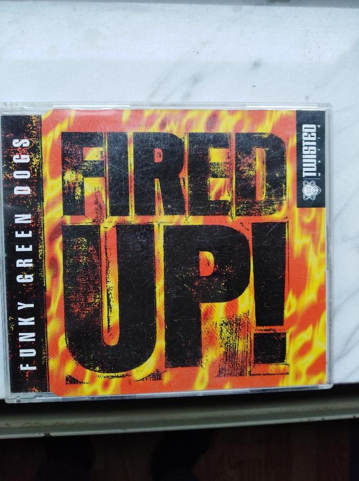 FUNKY GREEN DOGS: "Fired up!", CD & DVD, CD Singles, Maxi-single, Enlèvement ou Envoi