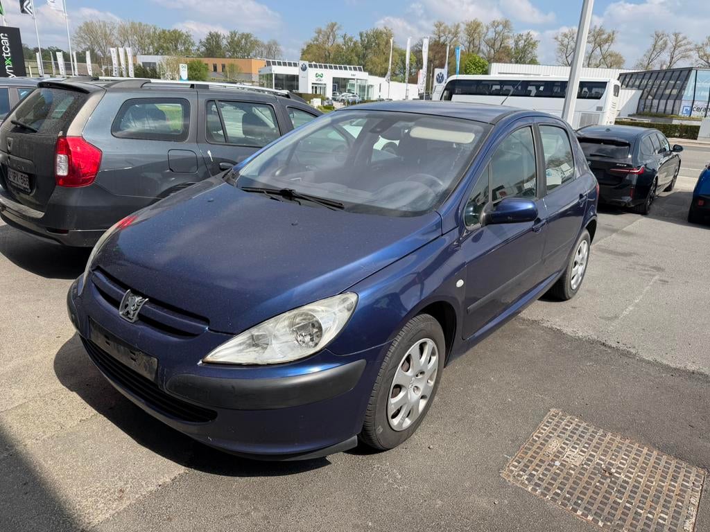 Peugeot 307 1.4 hdi airco rijd perfect 850€, Auto's, Peugeot, Voorwielaandrijving, 50 kW, 4 cilinders, Blauw