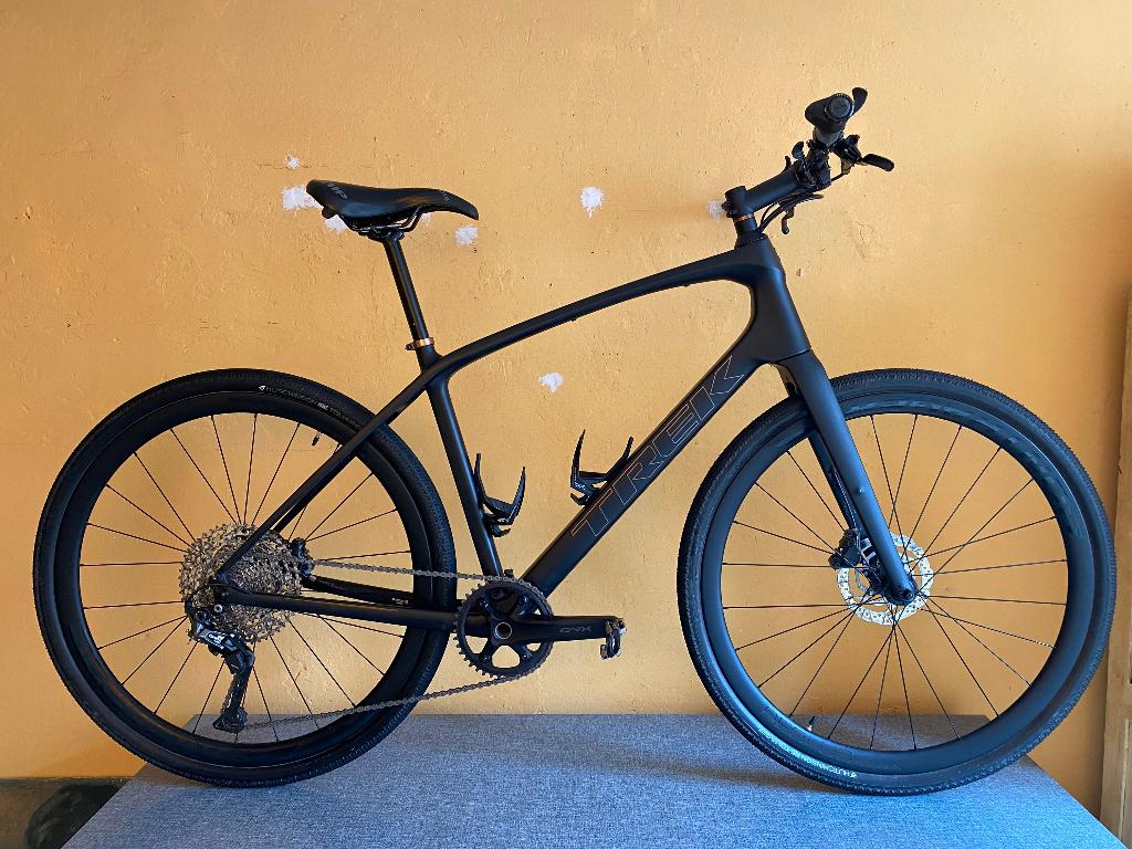 TREK FX SPORT 6 maat L carbon, 10 tot 15 versnellingen, Zo goed als nieuw, Schijfrem, Ophalen