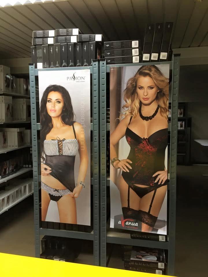 lot revendeur lingerie neuve 20 pièces, Vêtements | Femmes, Sous-vêtements & Lingerie, Autres types, Autres couleurs, Enlèvement ou Envoi