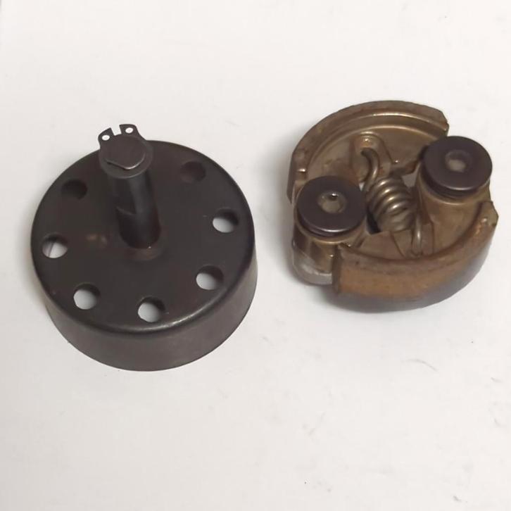 Goede FG / Carson koppeling + klok (Marder Baja onroad 2wd), Hobby en Vrije tijd, Modelbouw | Radiografisch | Auto's, Gebruikt