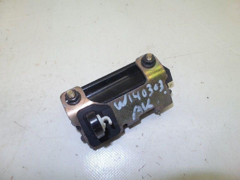 POIGNEE COFFRE / HAYON ARRIERE Mitsubishi Space Star (DG), Utilisé, Mitsubishi