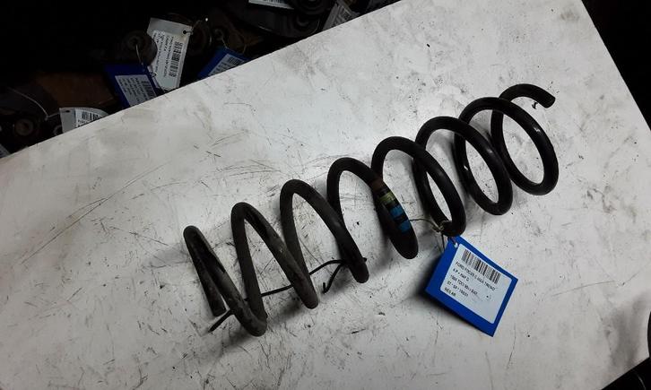 RESSORT DE SUSPENSION ARRIERE BMW 3 serie (E46 / 4), Autos : Pièces & Accessoires, Suspension & Châssis, BMW, Utilisé