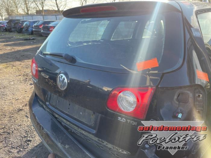 Hayon d'un Volkswagen Passat (C9X), Volkswagen, -, Utilisé, -