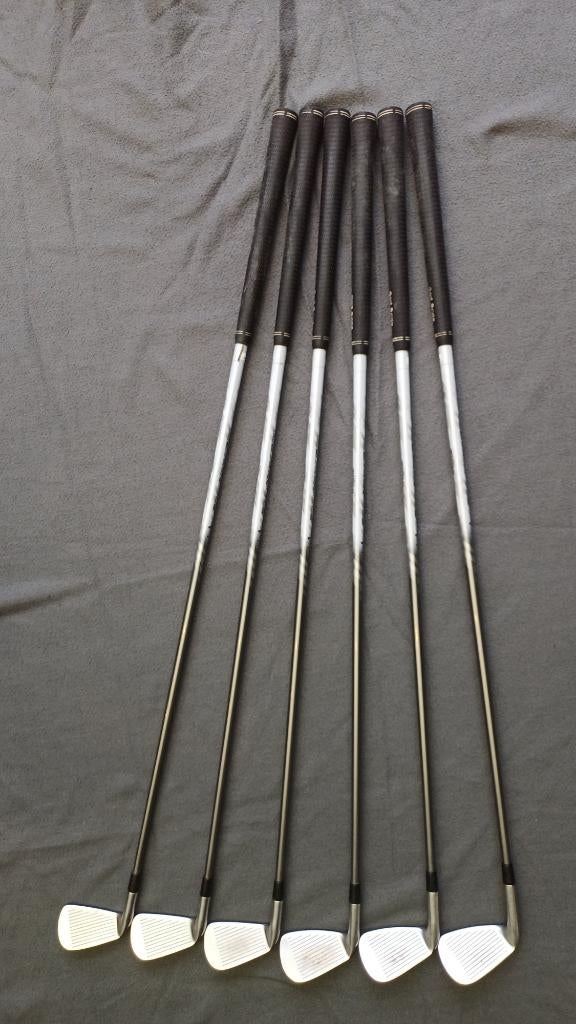 Série de fers Titleist AP2 716 Forged – Du fer 5 au PW, Sports & Fitness, Golf, Enlèvement ou Envoi, Utilisé, Club, Autres marques