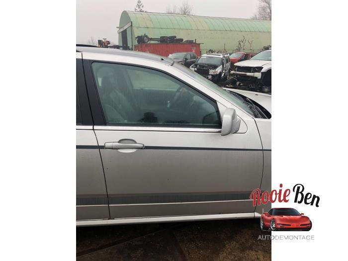 Portière 4portes avant droite d'un Cadillac SRX (61U), Cadillac, -, 3 mois de garantie, Utilisé