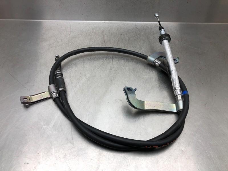 CABLE FREIN A MAIN ABS Hyundai i30 Fastback (PDEBA / PEDBC), Utilisé, Hyundai