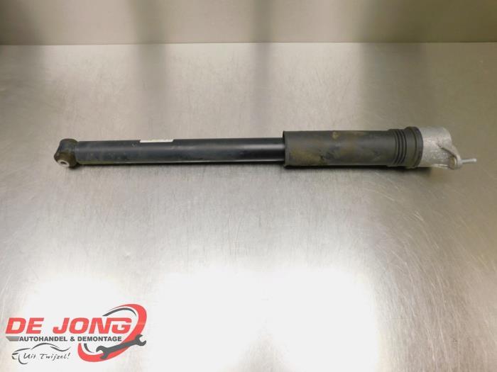 Amortisseur arrière gauche d'un Mercedes CLA, 3 mois de garantie, Utilisé, -, -