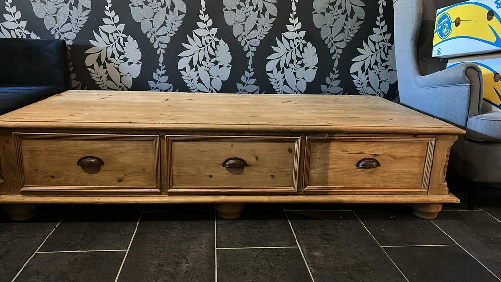 Table basse avec tiroirs, Enlèvement, Comme neuf