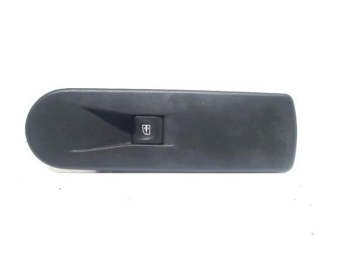 Commutateur vitre électrique d'un Renault Captur, Autos : Pièces & Accessoires, Tableau de bord & Interrupteurs, Renault, Utilisé