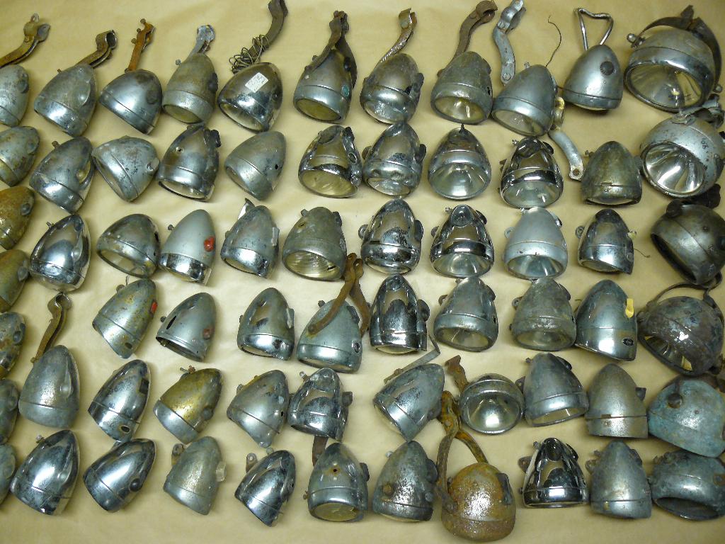 Groot lot oude fietskoplampen (jaren '40, '50 en '60), Fietsen en Brommers, Fietsaccessoires | Fietsverlichting, Ophalen of Verzenden