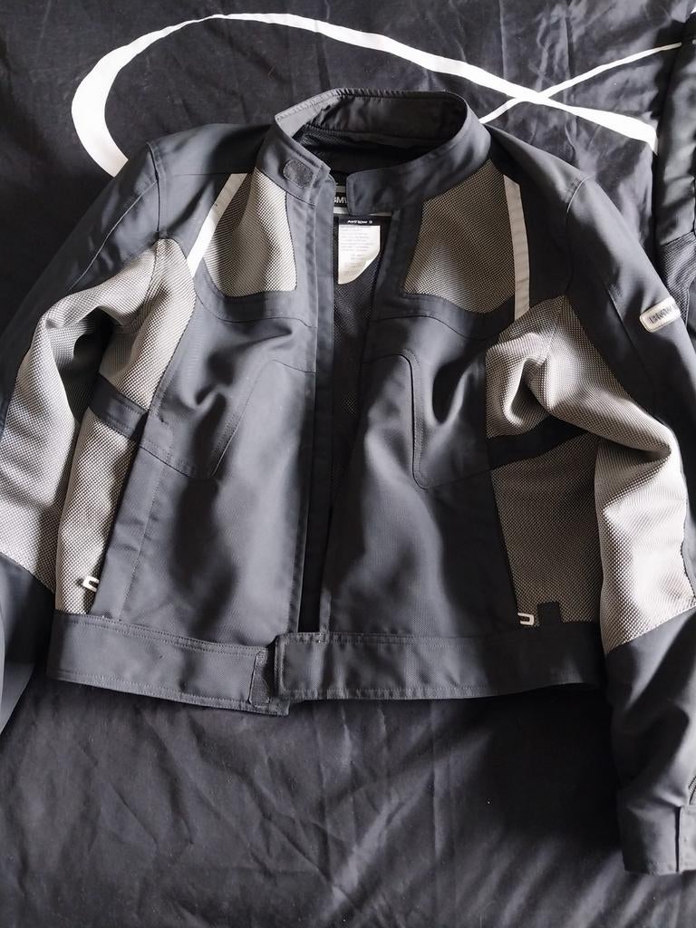 Bmw airflow zomerpak, Motos, Vêtements | Vêtements de moto, Enlèvement