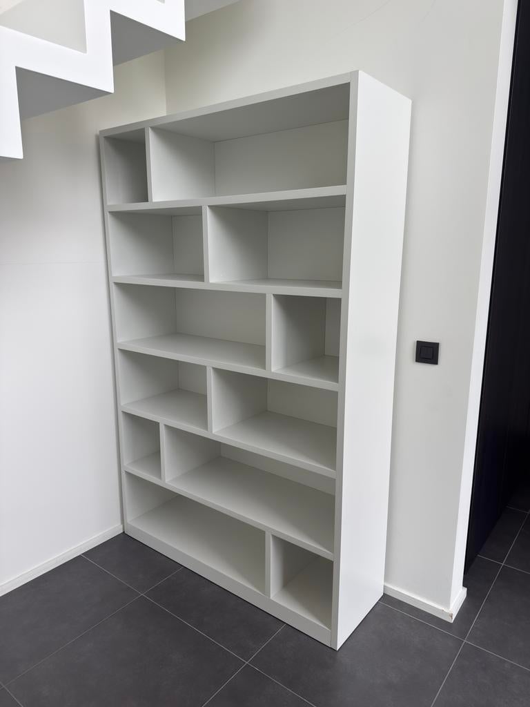 Armoire design Molteni, Maison & Meubles, Armoires | Armoires murales, Comme neuf, Enlèvement