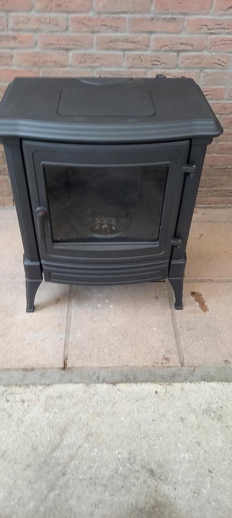 Oliekachel in nieuwstaat, Huis en Inrichting, Kachels, Nieuw, Vrijstaand, Overige soorten, Overige brandstoffen, Ophalen