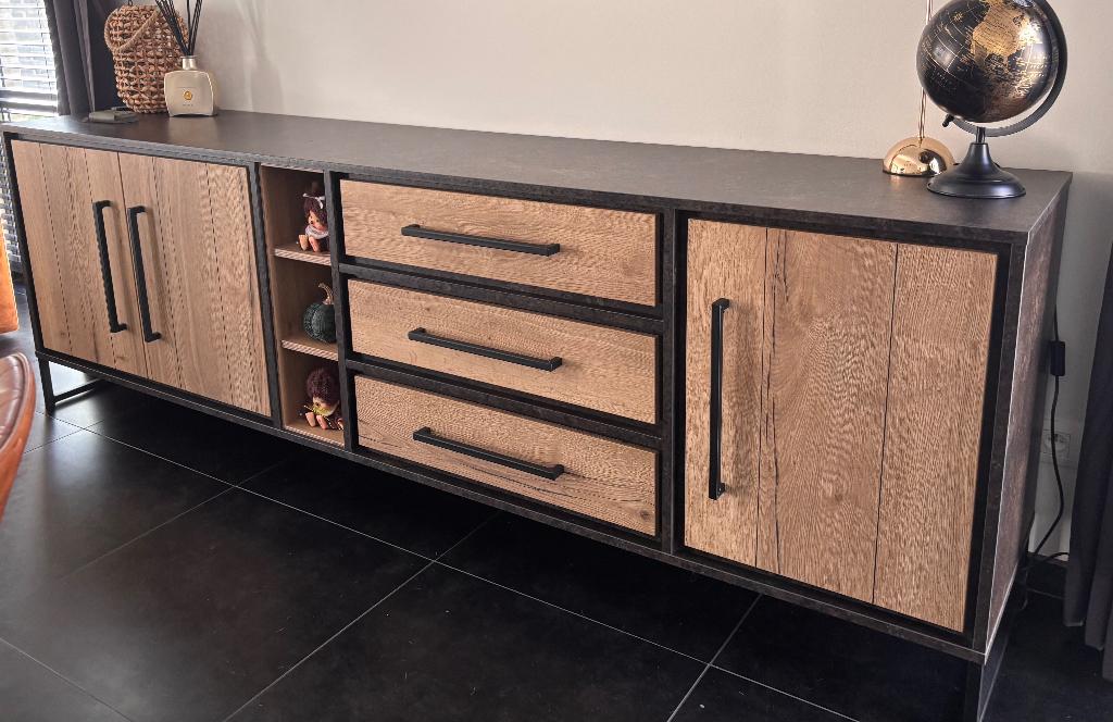 Dressoir, Enlèvement, Utilisé