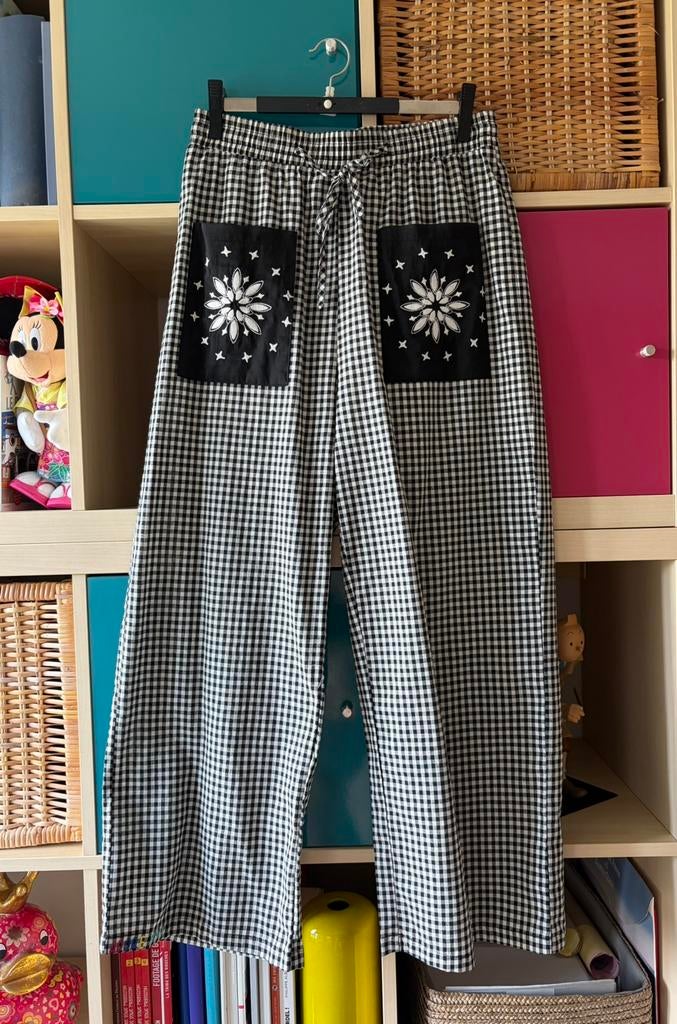 Pantalon ADORE taille S/M comme neuf, Kleding | Dames, Broeken en Pantalons, Ophalen of Verzenden, Zo goed als nieuw