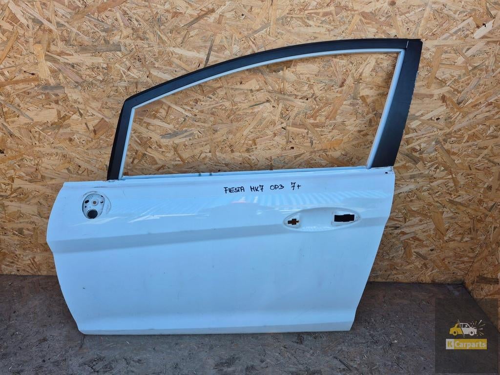 Ford Fiesta Mk7 5D porte avant gauche, Info@ford.com, Porte, Ford Motor Company, American Road 1
48126  Dearborn