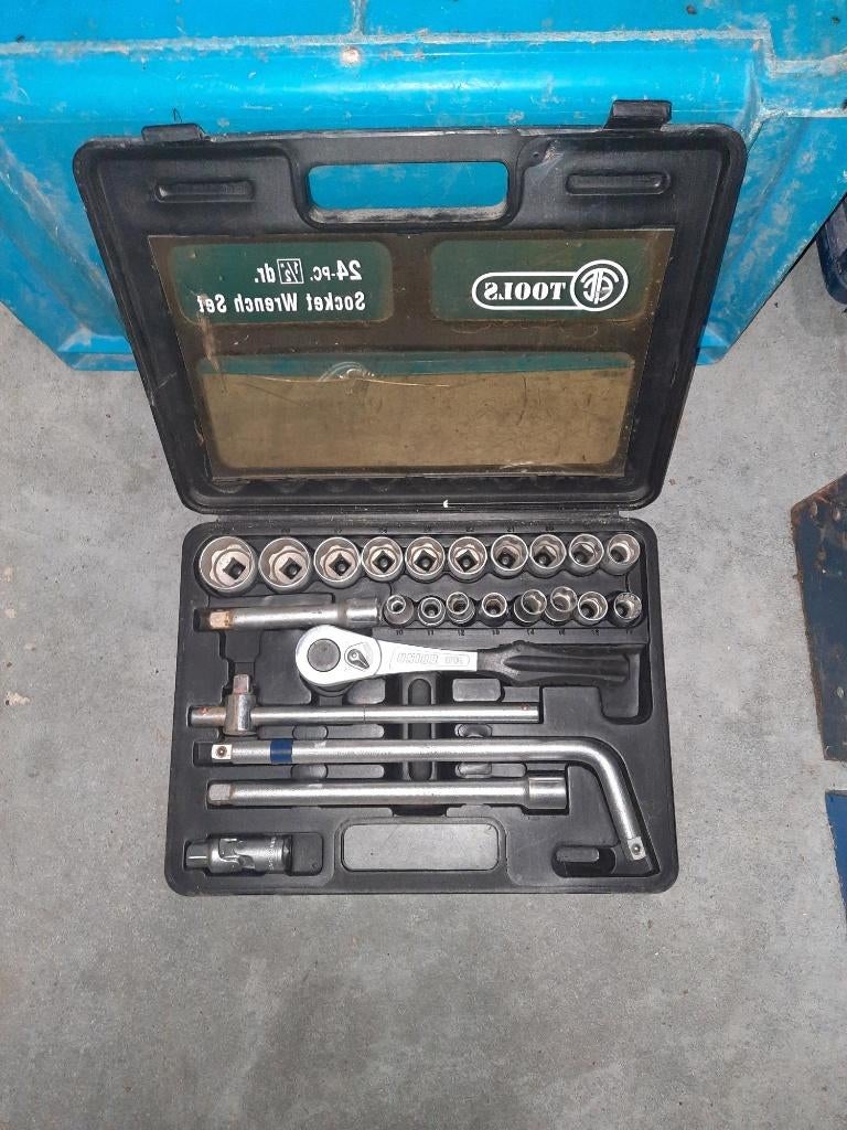 Set dopsleutels van 10 tot 32 mm, Ophalen, Zo goed als nieuw