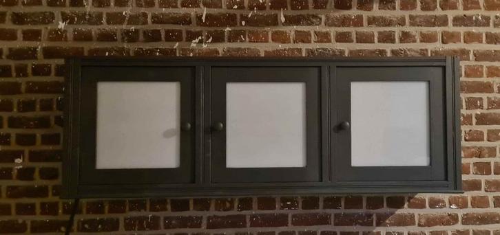 Antiek 3-deurs gerestaureerd wandkastje, Bricolage & Construction, Fenêtres & Moustiquaires, Enlèvement