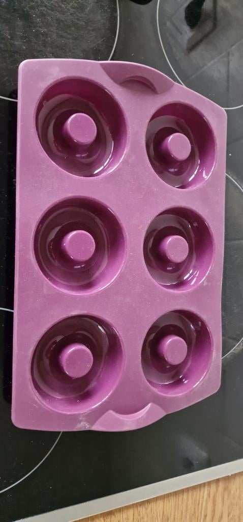 Donut vorm tupperware, Hobby en Vrije tijd, Ophalen, Zo goed als nieuw, Bakvorm